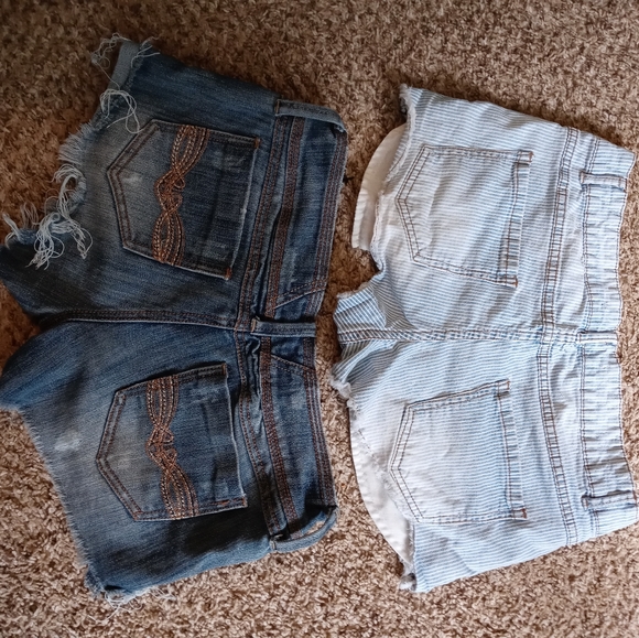 2 pair size 8 shorts - Picture 2 of 2